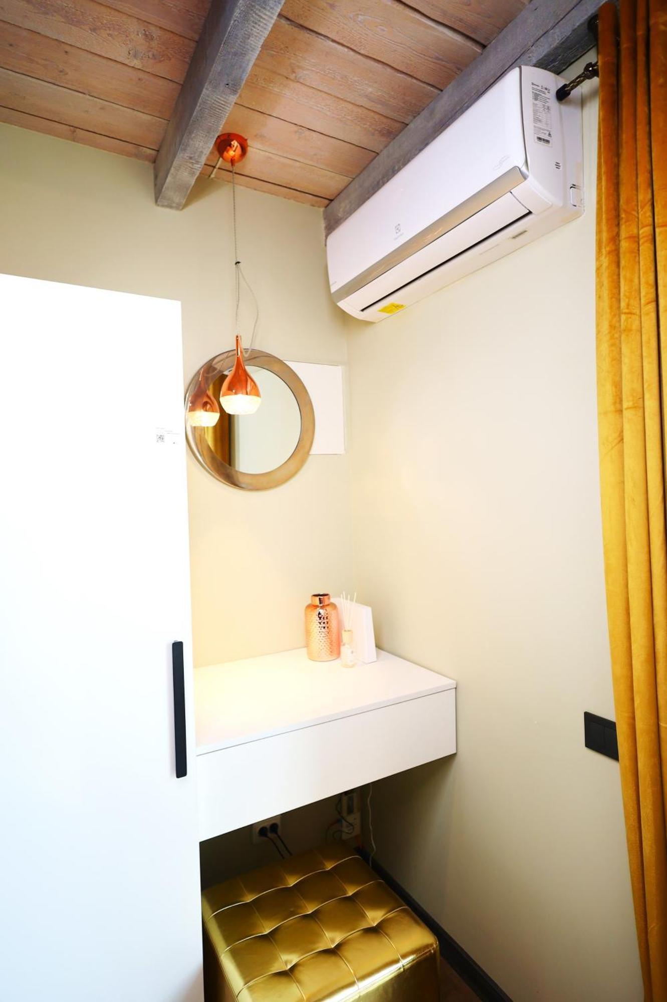 Center Apartment *